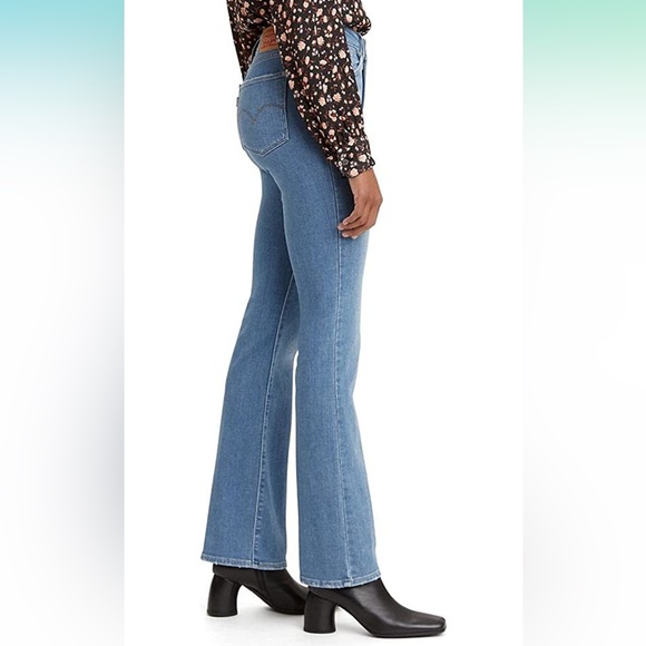 NWT Levi’s high-rise bootcut jeans size 27 (fits a Small/possibly medium) - Picture 2 of 5